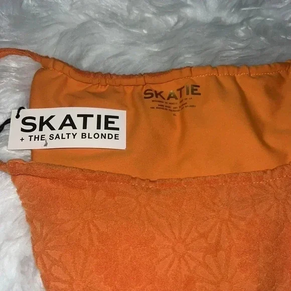Skatie x Salty Blonde Aruba Terry bikini bottom XL - Picture 2 of 4